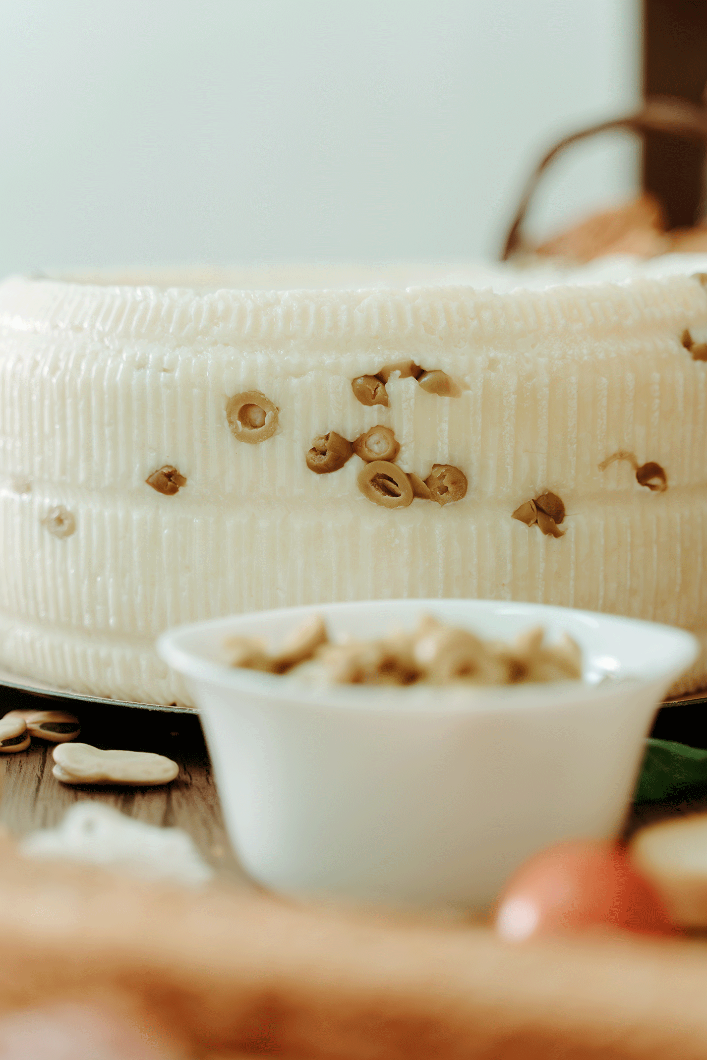 Pecorino Primo Sale alle Olive – Formaggio Siciliano Artigianale