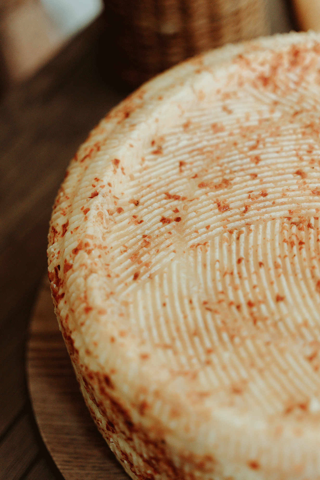 Pecorino Primo Sale al Peperoncino – Formaggio Siciliano Artigianale