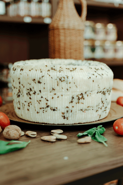 Pecorino Primo Sale all’Erba Cipollina – Formaggio Siciliano Fresco