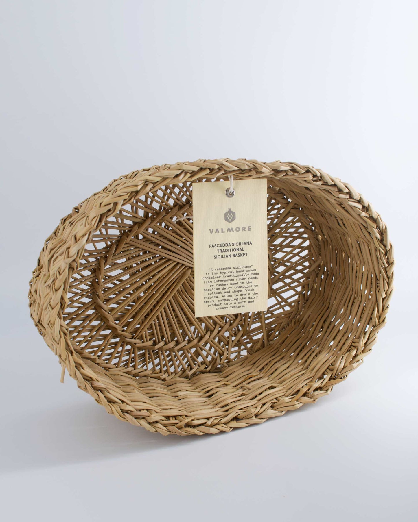 Authentic and traditional Sicilian hand-woven rush cheese basket oval (28cm)